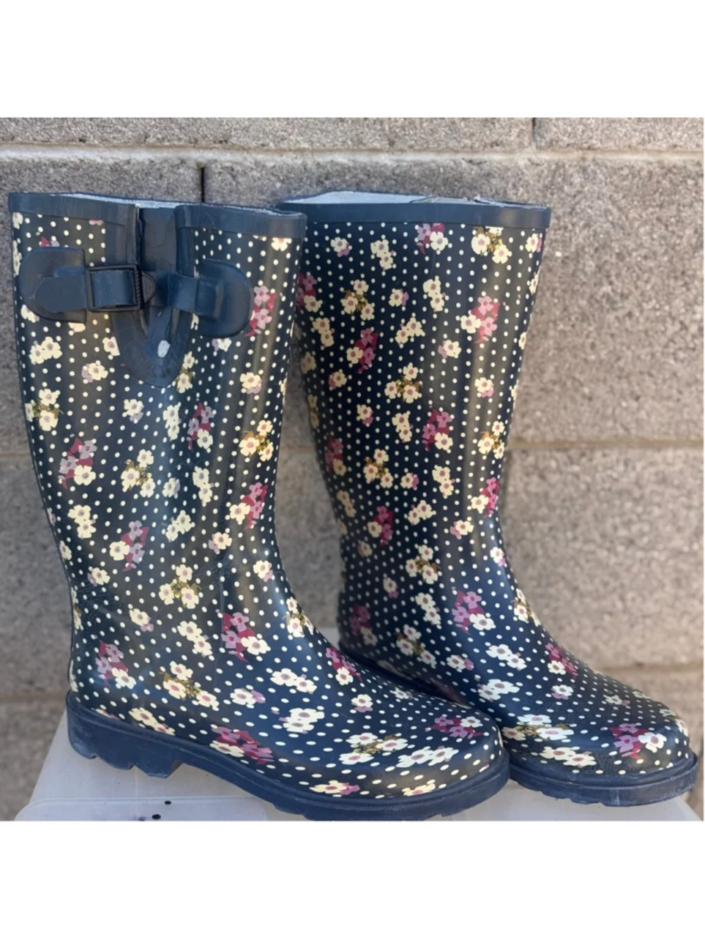 Metona Black Floral Polka Dot Rain Women's Boots Size 7